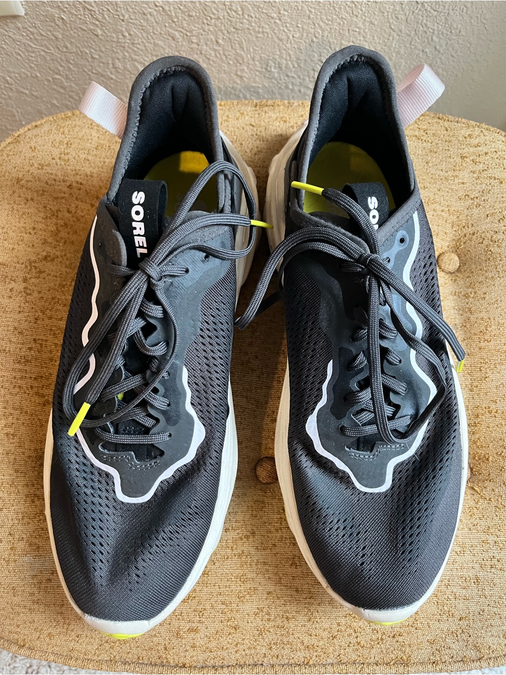 Sorel Black Gray Athletic Sneakers With White And Neon Yellow Accents